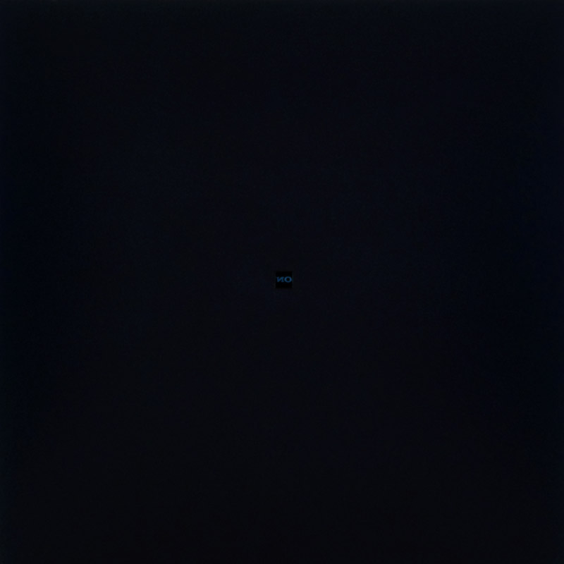 Ilppo Alho, 1993 — Amok VII — akryyliv�ri kankaalle, periskooppi — 160 x 160 x 12 (cm)