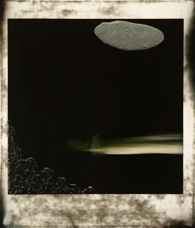 Ilppo Alho, 2015 — Polaroid V — akryyli- ja alkydiv�ri mdf:lle — 70 x 60 (cm)